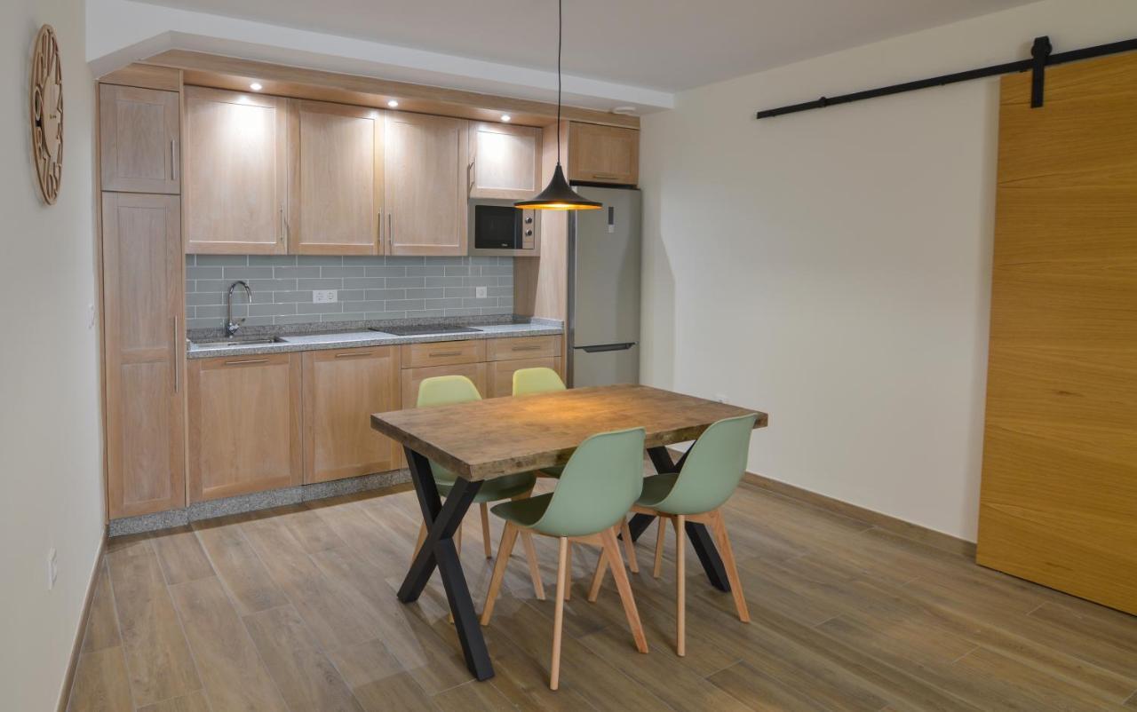 Apartamentos Turisticos Hornillo Caceres Ngoại thất bức ảnh