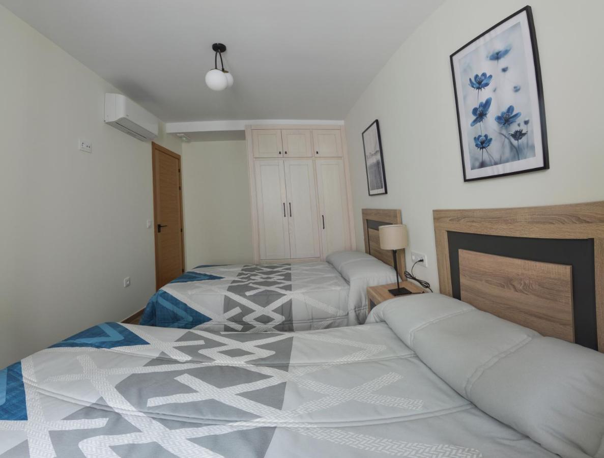 Apartamentos Turisticos Hornillo Caceres Ngoại thất bức ảnh